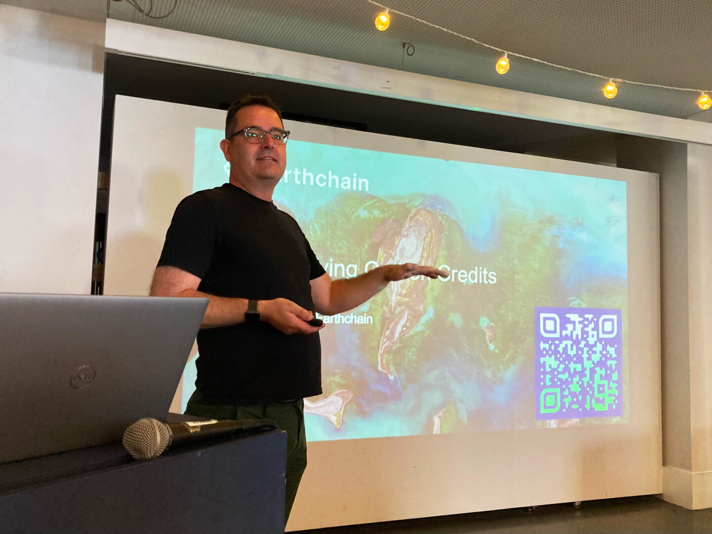 Dan Graf speaking at Beyond Breakfast 2